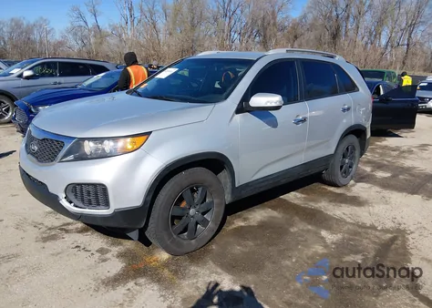 2013 Kia Sorento Lx V6 z USA, uszkodzony, nr VIN 5XYKT4A24DG420822